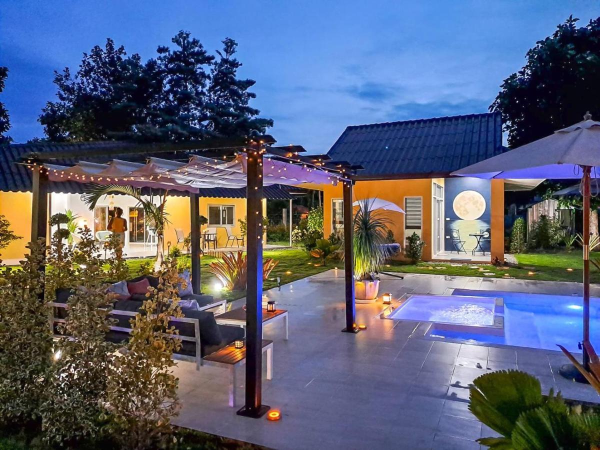 Pool Villa, Resort, Mae Ramphueng Beach, Ban Phe, Rayong, Residence M Thailand (Adults Only) Ban Chamrung Exterior photo